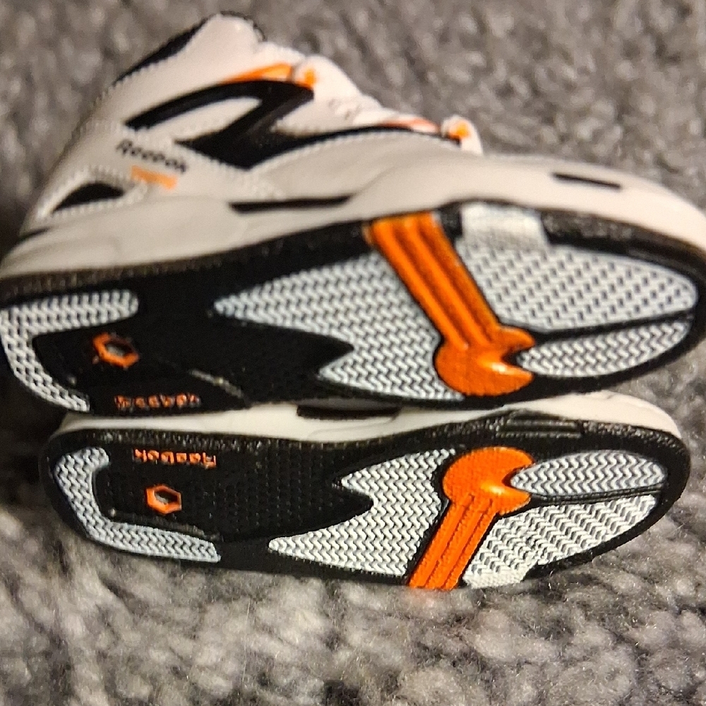 Reebok Miniature Pump Sneakers in Black and White with Orange Accents - Picture 7 of 7